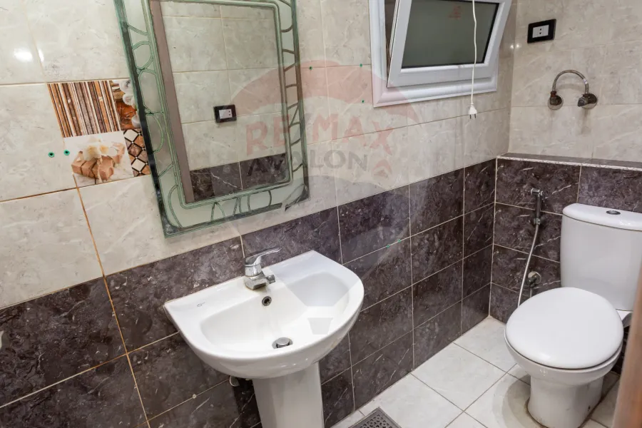 Administrative apartment for rent furnished 220 m in Janaklis (Al-Hurriya Road)