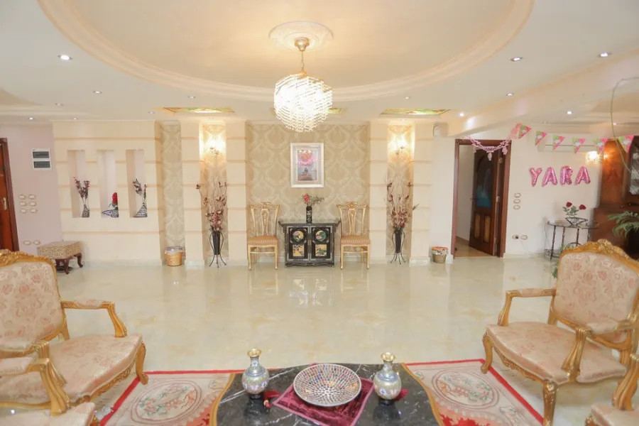 Apartment For Sale 320m Kafr Abdou ( Kordahy St.)