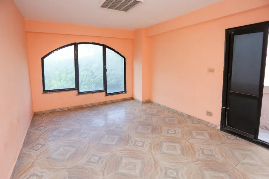 Apartment for sale 200m Sidi Gaber (Bor Saied St.)- Residential or Commercial