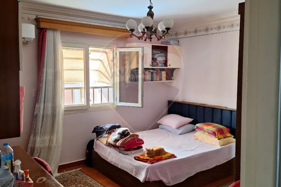 شقة للبيع 140 م كفر عبده (ش إبراهيم راجي)