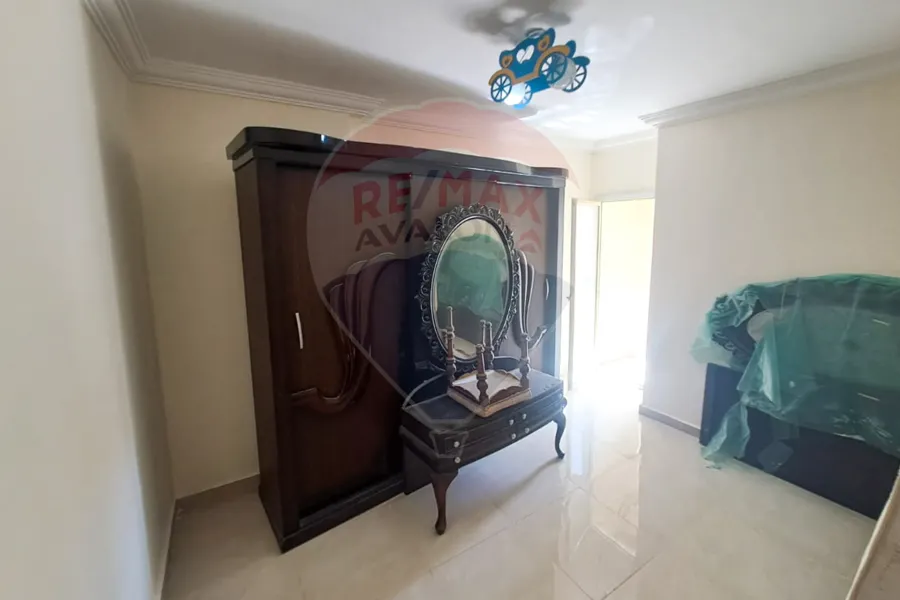 Duplex apartment for sale 180 m Louran (El-Eqbal main st.)