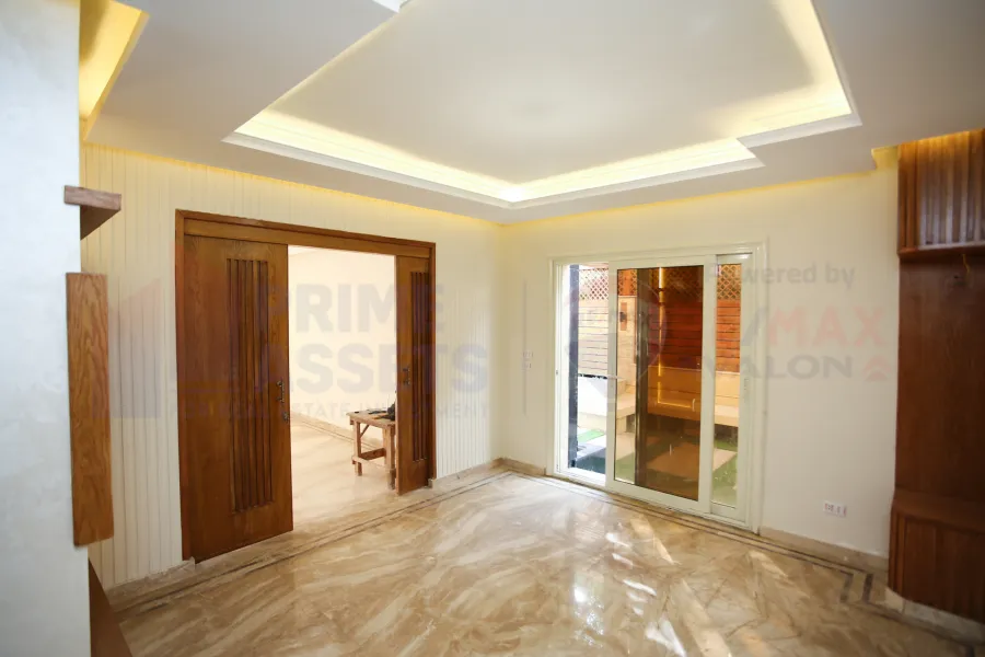 Twin house villa for sale 440 m King Mariout (Alex West)