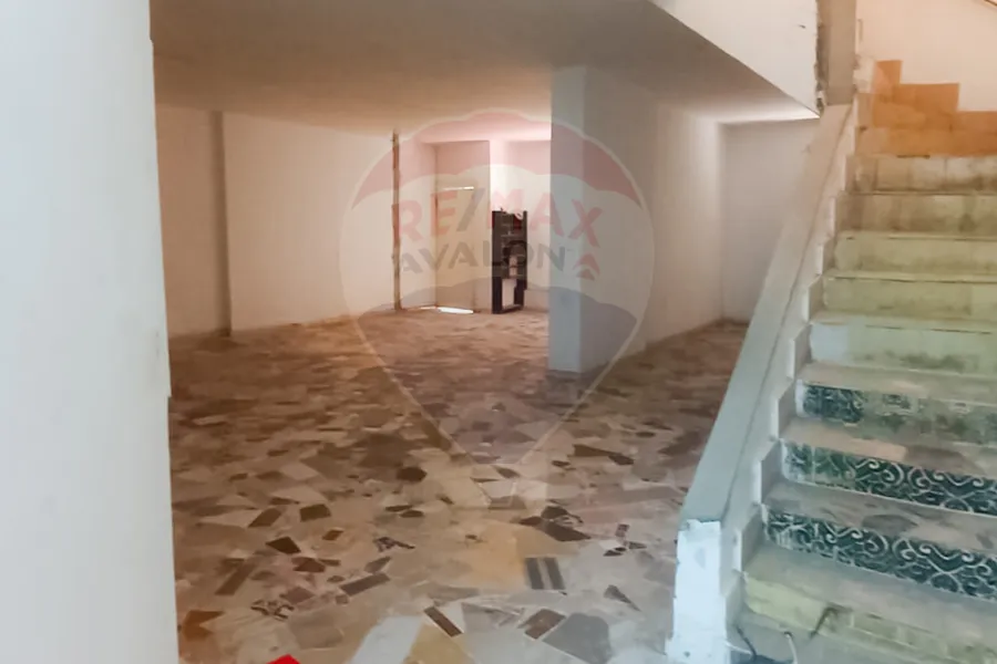 Villa for rent 300 m Smouha (El Riada st.)