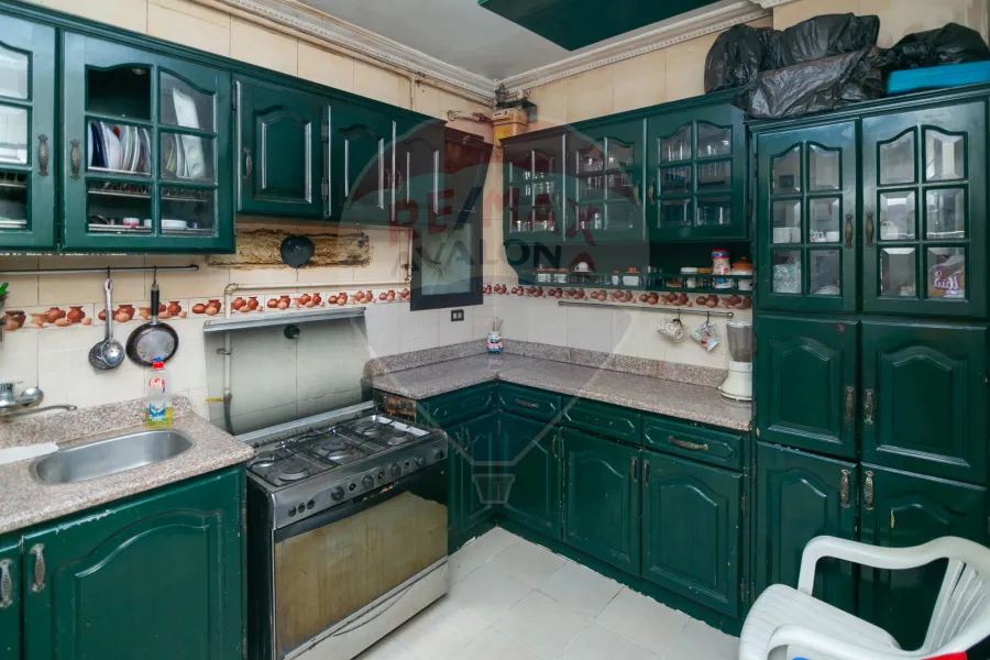 Apartment for sale 300 m Smouha (Tout Ankh Amoun St.)