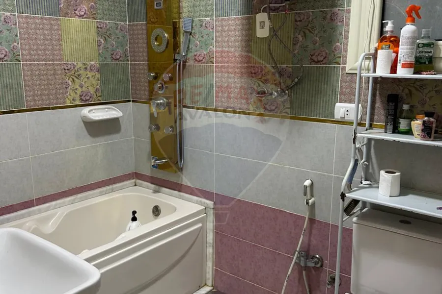 شقة للبيع 135 م سموحة (لايف اليجانس)