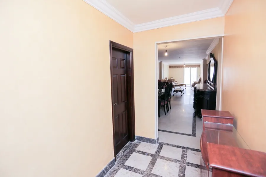 شقة للبيع 175م بولكلي (خلف نادي القضاه)