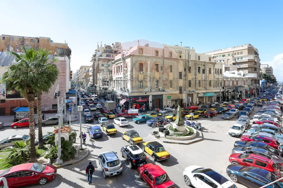 ميزان إداري للايجار 1,450 م محطة الرمل (شارع فؤاد)