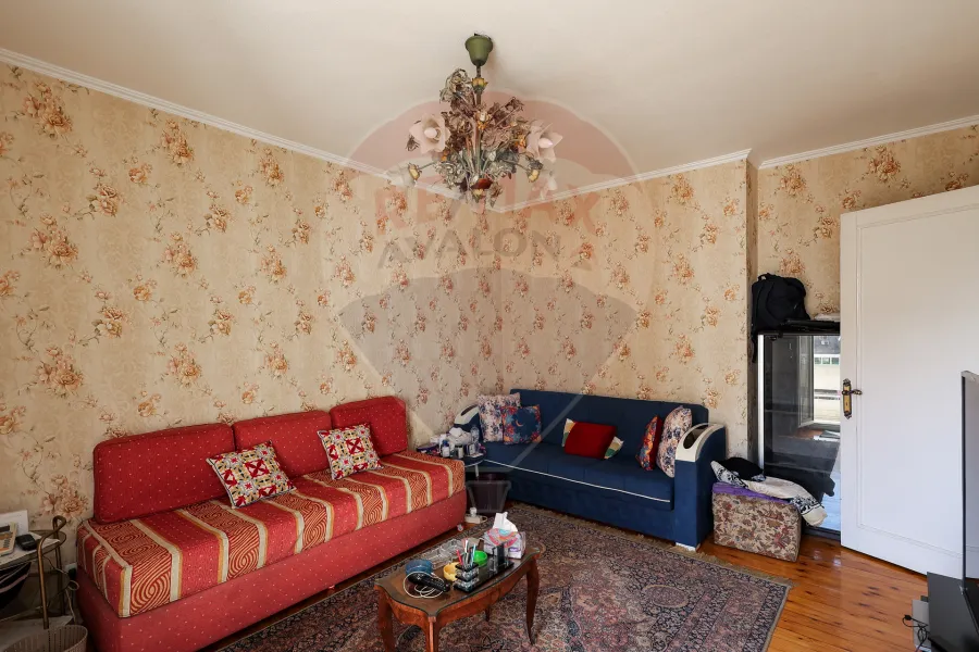 Apartment for sale 265 m Louran (on the tram directly)