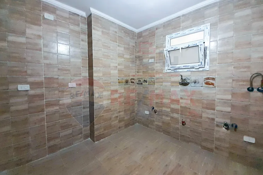 Apartment For Rent 200 m Smouha  (Ismail Sari st - Behind the Pharmacists Syndicate)