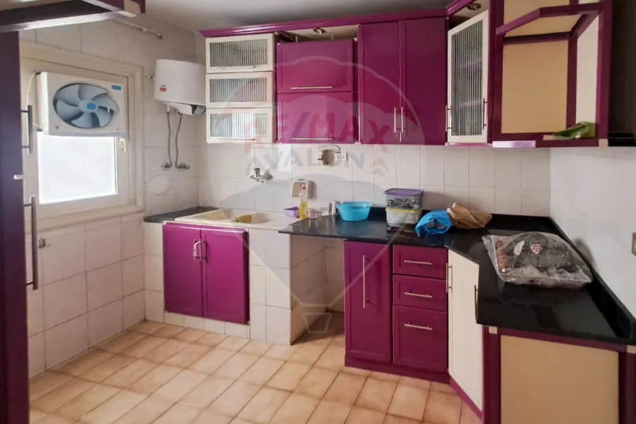 شقة للإيجار 145 م سموحة (ش فكتور عمانويل - اخر ش زهران)