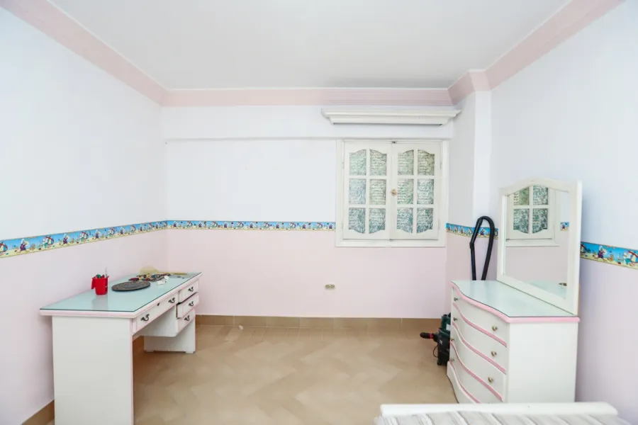 Apartment for sale 185m Al-Azarita (Near To Tram station)