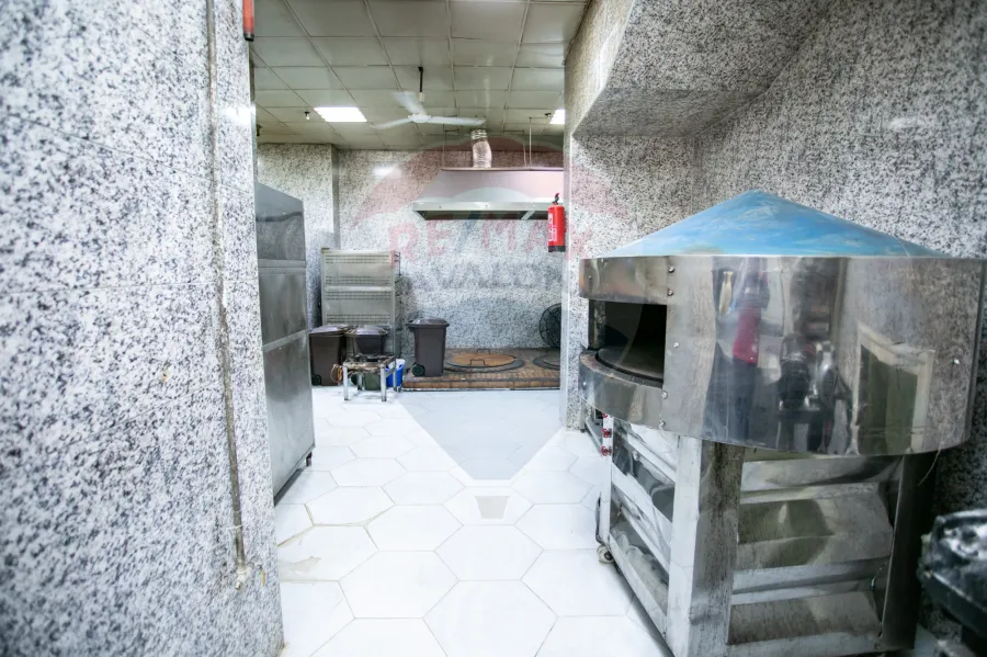 محل تجارى  للبيع 150 م فيكتوريا (ميدان الساعه )