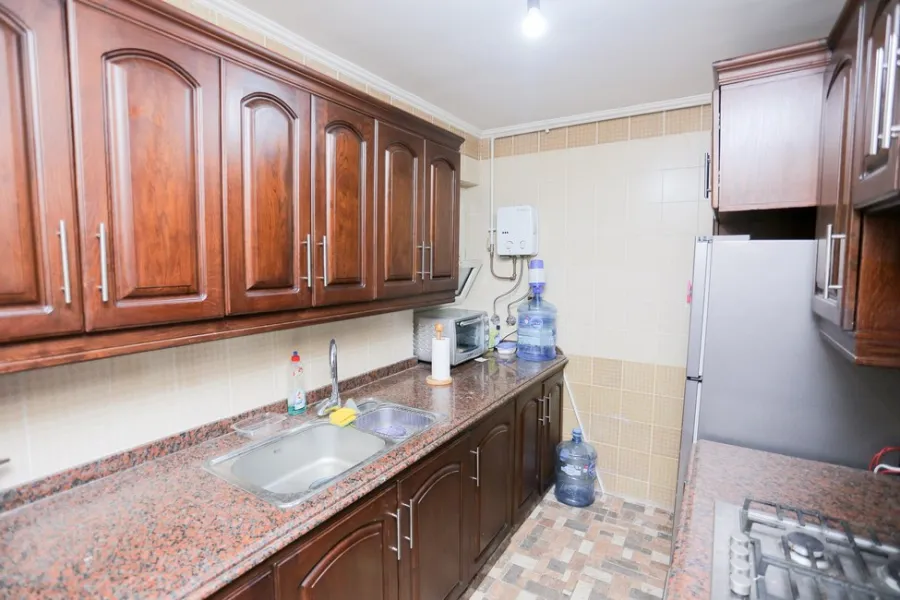 شقة للبيع 175م بولكلي (خلف نادي القضاه)