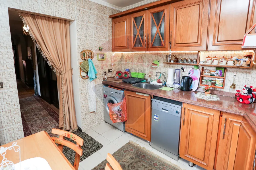 Apartment for sale 175 m Louran ( Mohamed Ezz El Arab St )