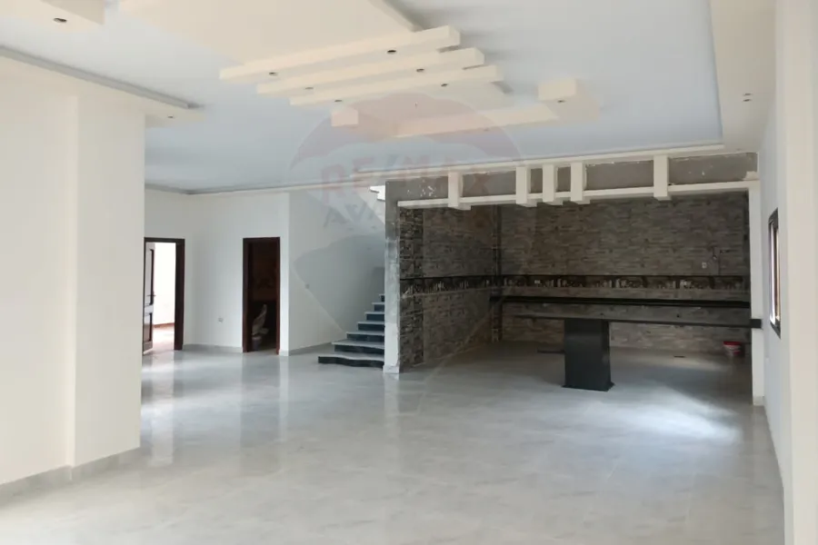 Villa For Sale 500 m King Marriout (Next To Khattab Qasis)