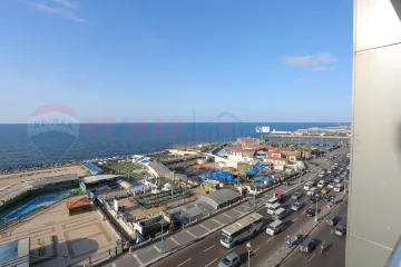 شقة للإيجار السنوي المفروش 252 م  جليم ( على البحر مباشرة - عمارة براند )