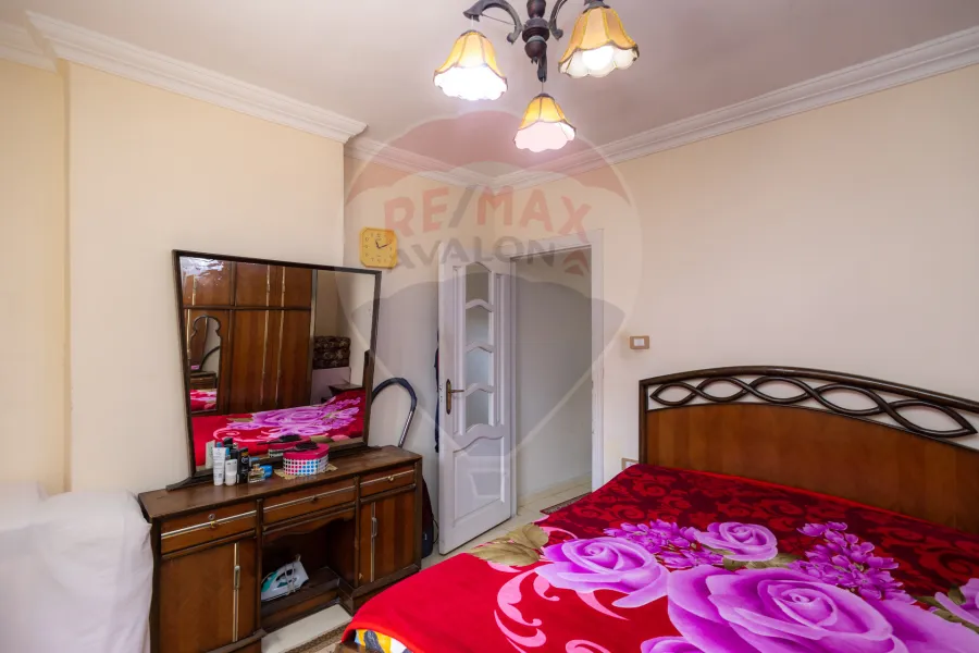 Apartment for sale 145 m Montazah (Al-Malik Hafny St.)