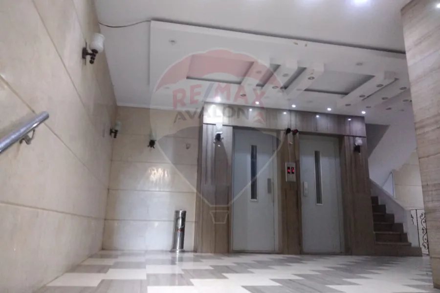 Apartment for rent 190 m Kafr Abdo (near to Saint Jenny square)