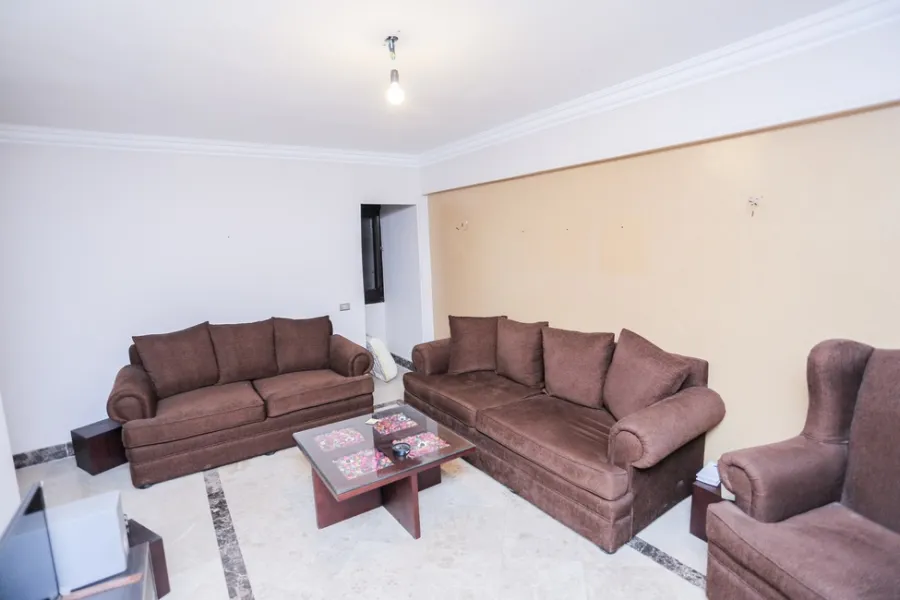 شقة للبيع 175م بولكلي (خلف نادي القضاه)