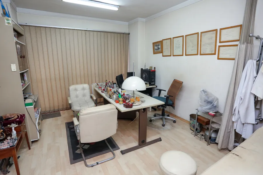 عيادة تجارى 90م للبيع مصطفى كامل (ش أبو قير الرئيسى)