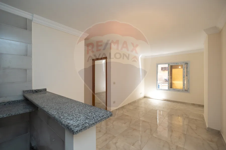 Apartment for sale 100 m Miami (Khaled Abn el walid st.)