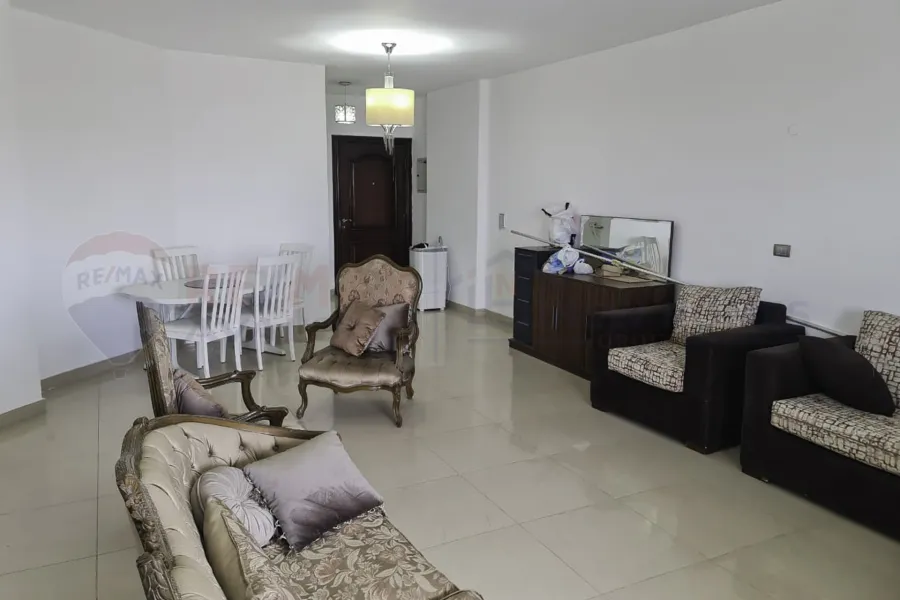 Apartment for sale 225 m Smouha (El-Gesh Towers)