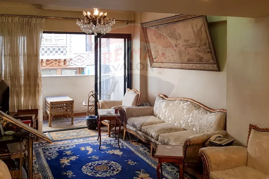 شقة للبيع 350 م جليم (ش مصطفي فهمي)