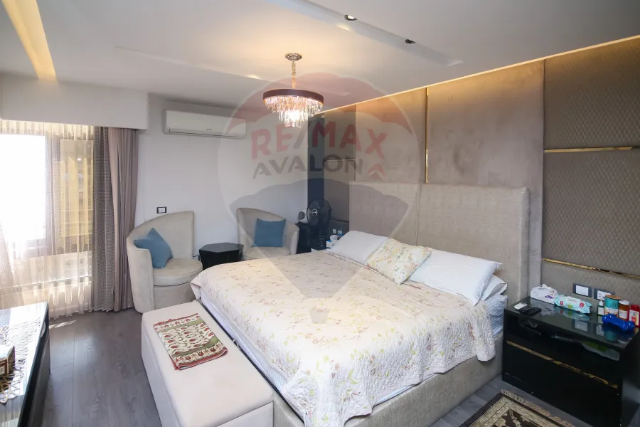 Apartment for sale 225 m Laurent (Al-Eqbal St.)