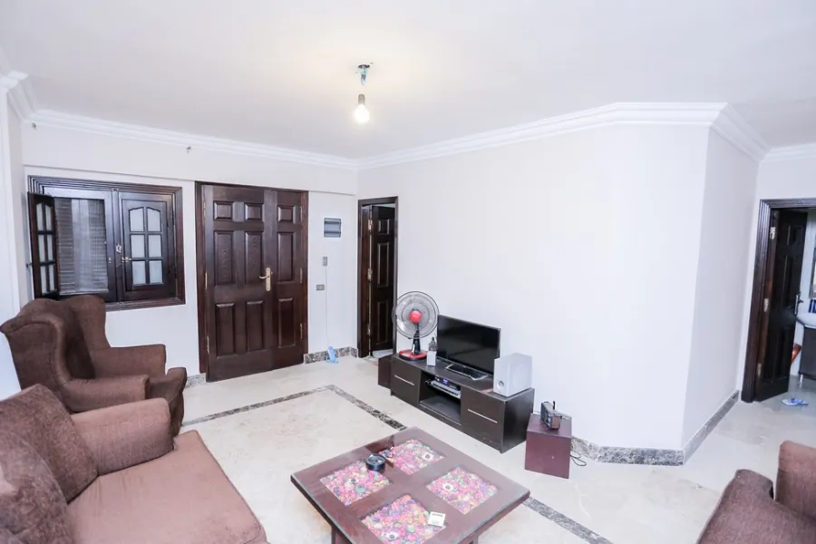 شقة للبيع 175م بولكلي (خلف نادي القضاه)