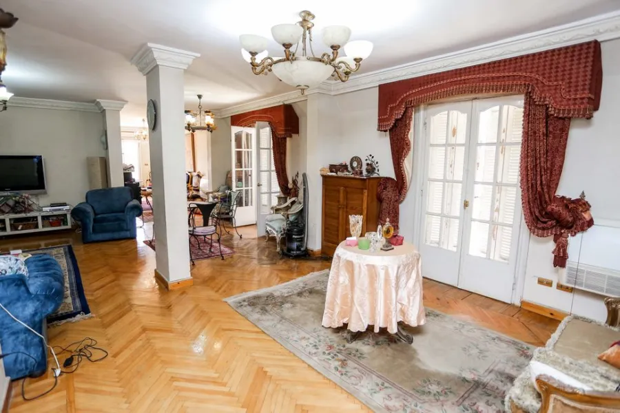 شقة للبيع 290م زيزنيا  -