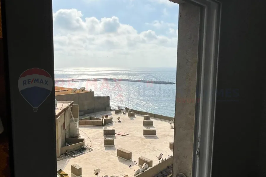 Apartment for sale 120 m Al-Saraya (second number from the sea)