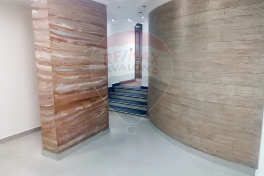 Administrative unit For Rent 140 m Sidi Bishr (Gamal Abdel Nasser St.)