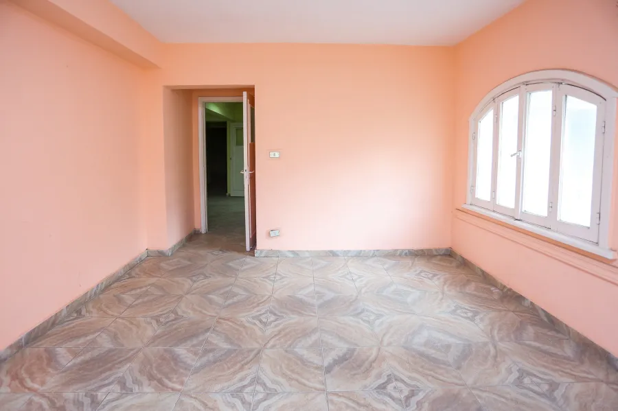 Apartment for sale 200m Sidi Gaber (Bor Saied St.)- Residential or Commercial