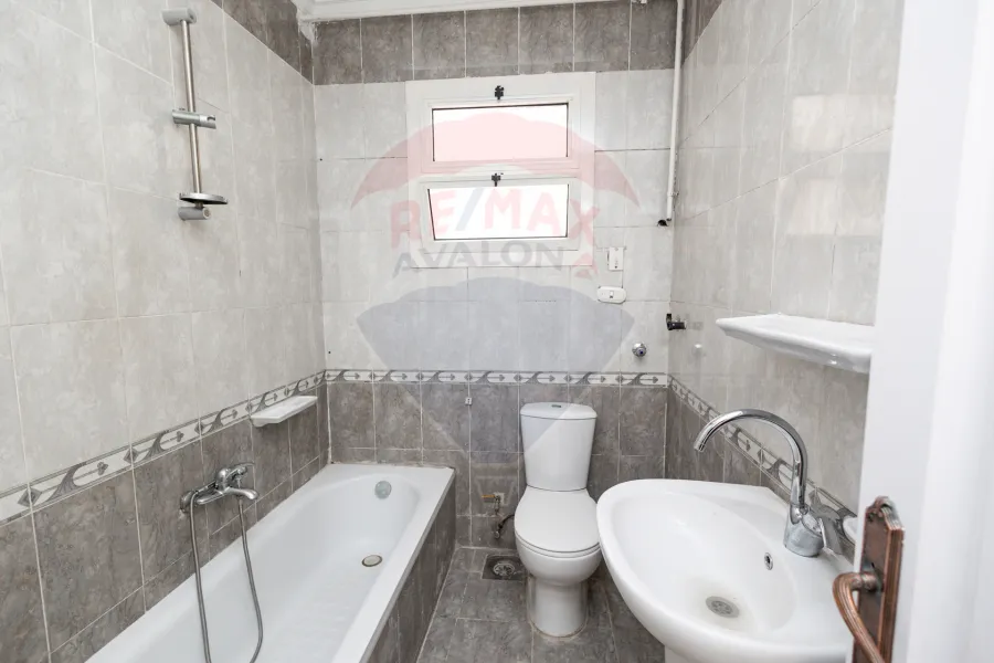 Apartment for sale 150 m Sidi Gaber (Branched from Al Mosher st.)