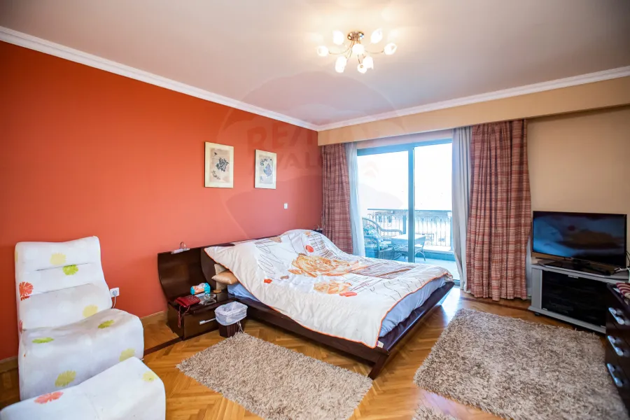 Apartment for sale 396 M San Stefano (four seasons)