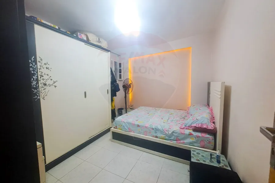 شقة للبيع 100 م سيدي بشر ( متفرع من جمال عبد الناصر )