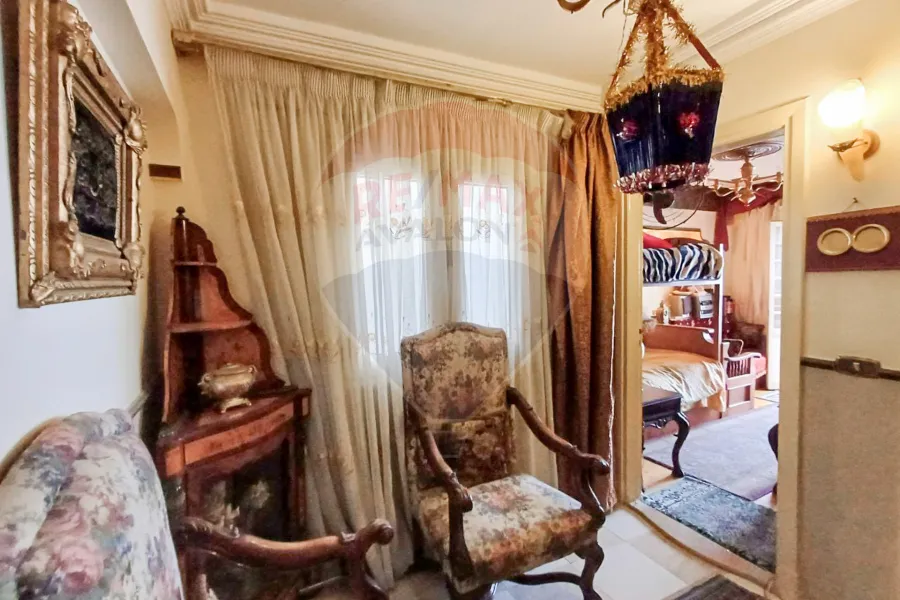 شقة للبيع 186 م بحري (فيو بحر مباشرة)