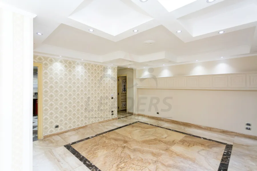 شقة للبيع 397 م سبورتنج (ش بور سعيد)