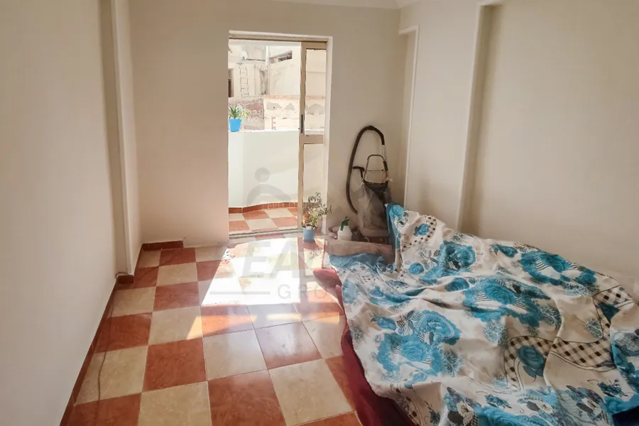 شقة للبيع 60 م جليم (خلف مبني الاذاعة والتلفزيون)