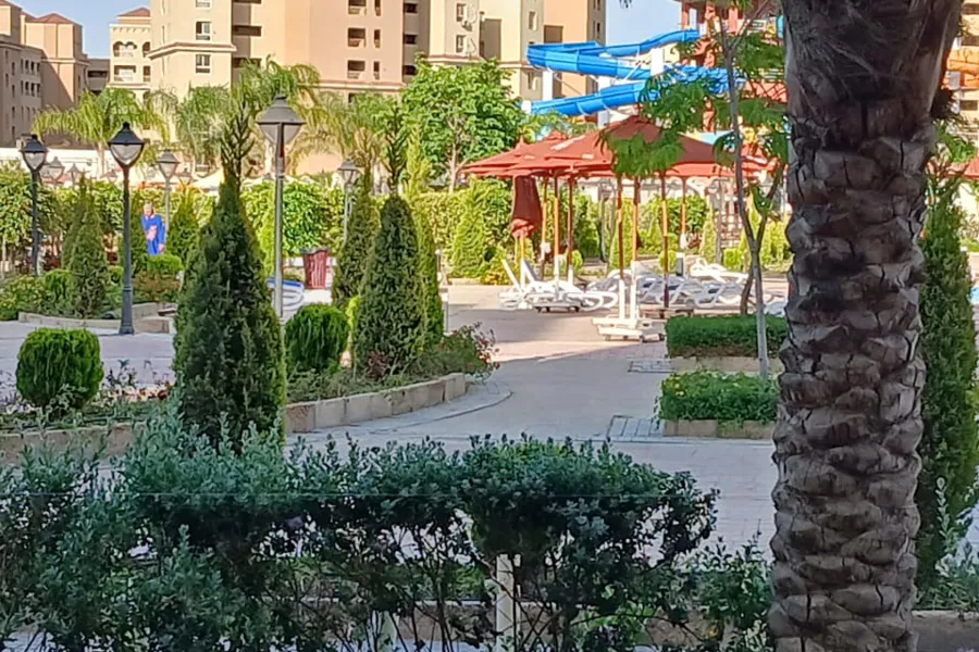 Ground studio for sale (Aqua View Village)