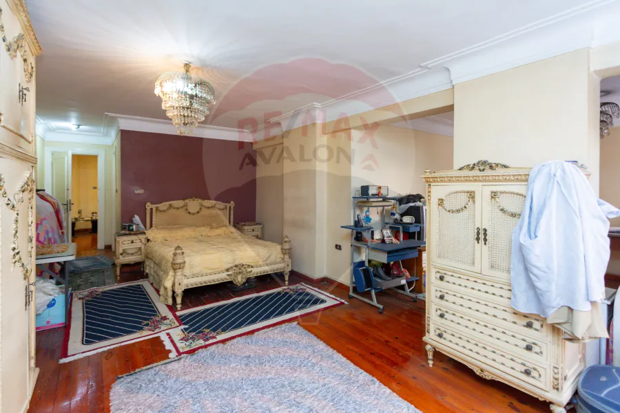 Apartment for sale 380 m Tharwat (second row from the sea)