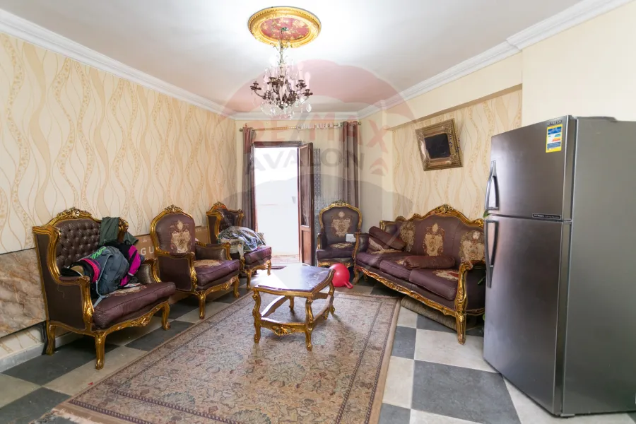 شقة للبيع 100 كليوباترا (خطوات من الترام