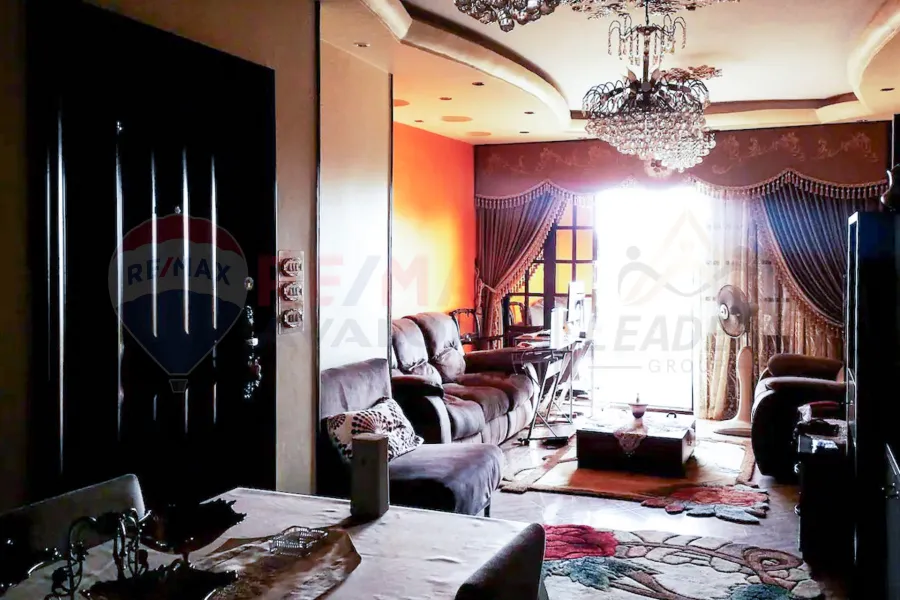 شقة للبيع 135 م ميامي (متفرع من ش العيسوي و البحر)