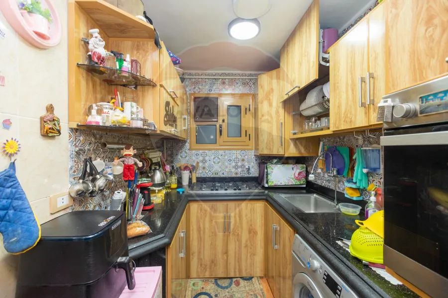 Apartment for sale 160m Miami (steps from Al-assawy st.)