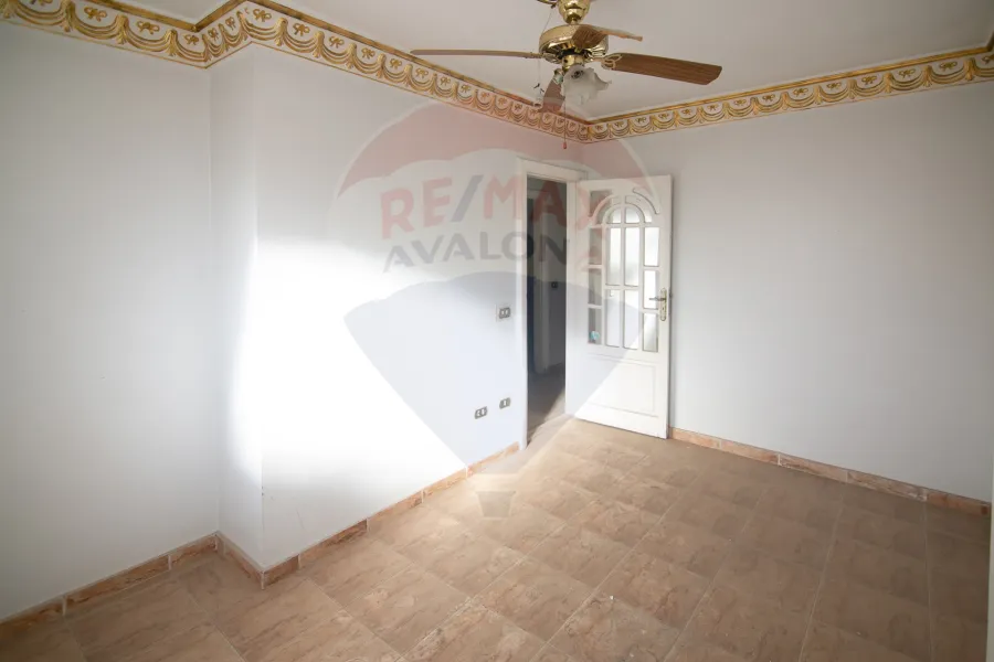 Duplex apartment for sale 250 m Gleem (branched from Zahran Rushdi Street)