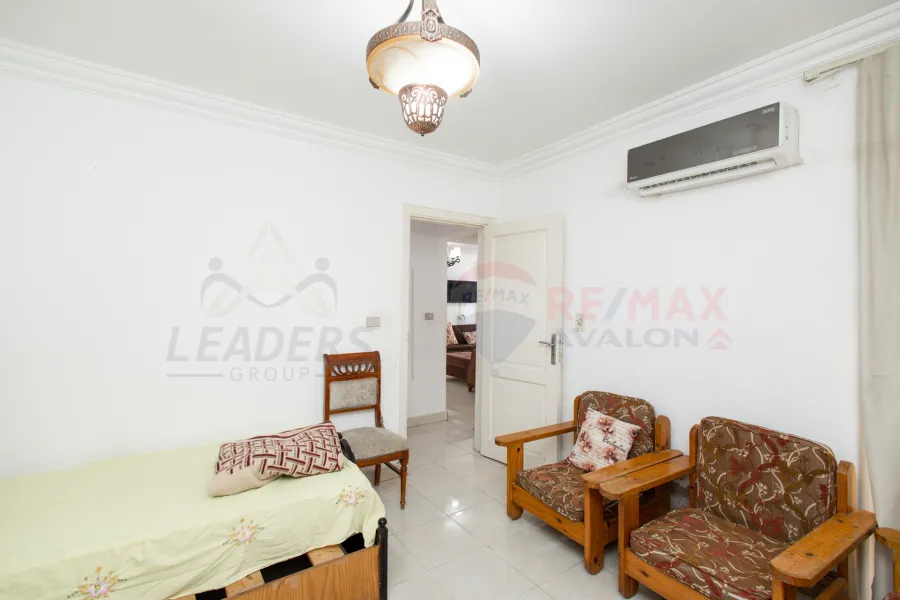 Apartment for sale 130 m Maamoura Beach (steps from the sea)