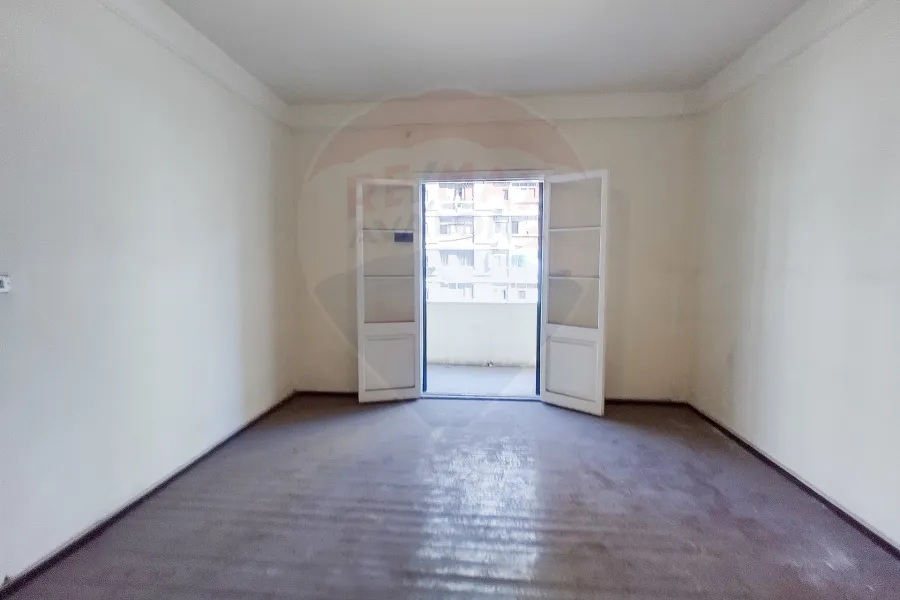 مقر إداري للإيجار 90 م الإبراهيمية (ش أبو قير الرئيسي)