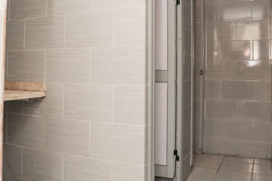 Commercial Property For Rent 190m Desert Road(Kilo 23 Inside one of Gas Stations)