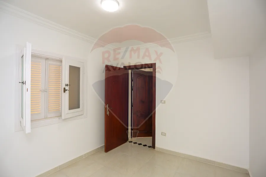 Ground floor chalet with garden for sale (Badr Village)