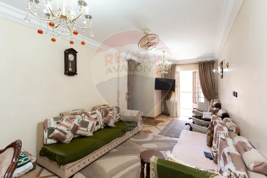 شقة للبيع 133 م السيوف (شارع الشهر العقاري)